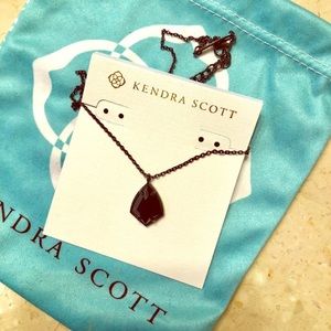 Kendra Scott Necklace